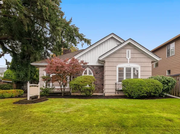 8040 SE Center St, Portland, OR 97206