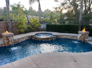 955 S Canyon Heights Dr, Anaheim, CA 92808
