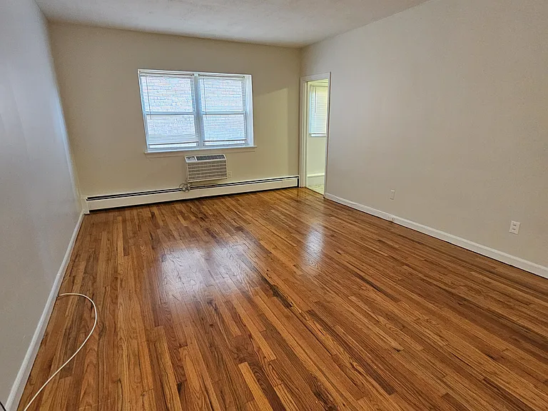 415 Kearny Ave #2 — Photo 4