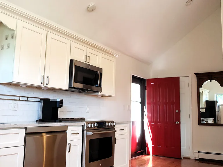 1 Mohawk St #1 — Photo 5