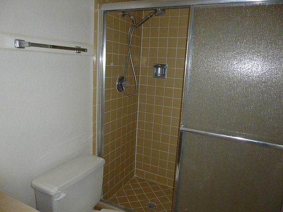 Three-Quarter Master Bedroom Bathroom