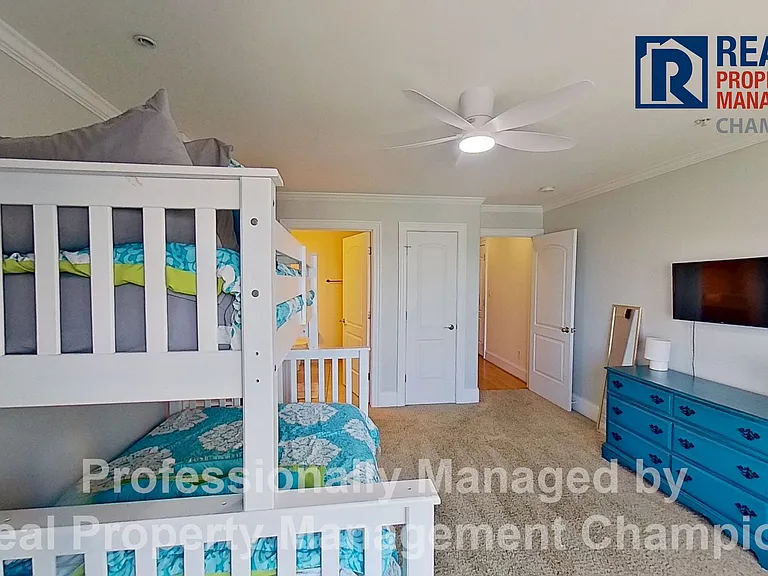 307 N Lake Park Blvd #202 — Photo 21