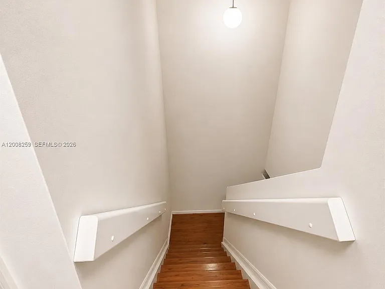 6235 Kendale Lakes Cir #239 — Photo 30