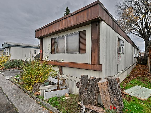 5th image of 2622 Falcon St Space 40