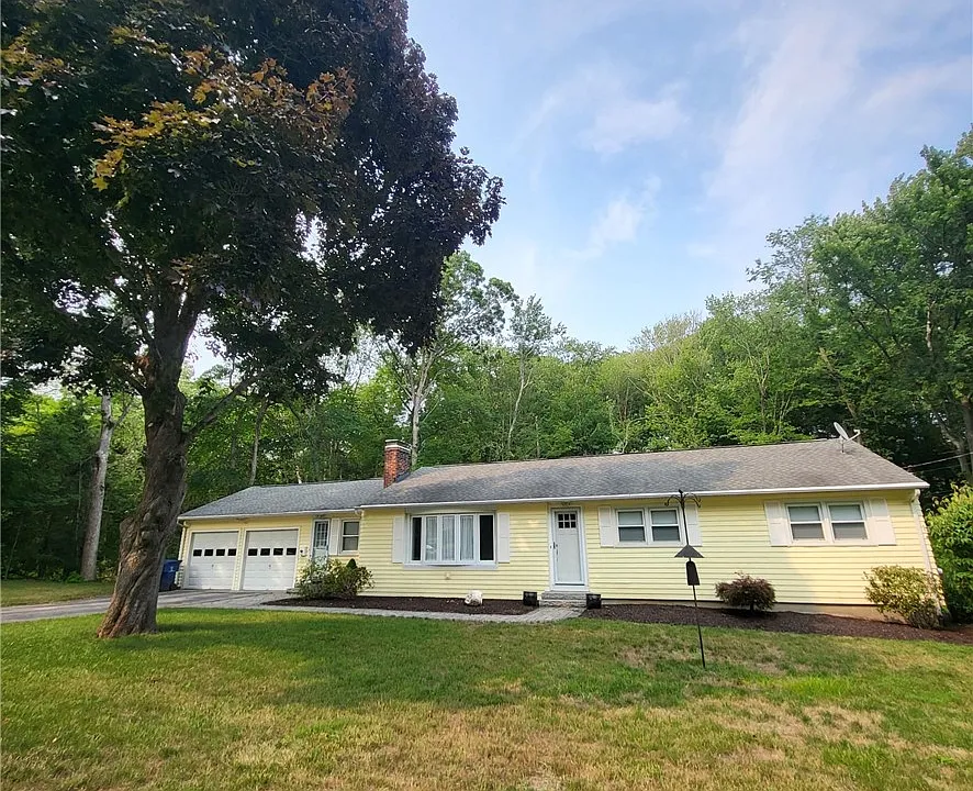 72 Blueberry Dr
