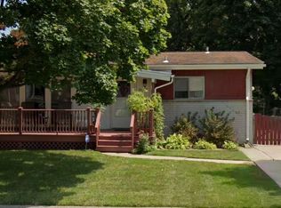 8709 Clippert St, Taylor, MI 48180