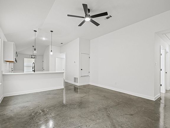 5th image of 848 Brandywine Blvd