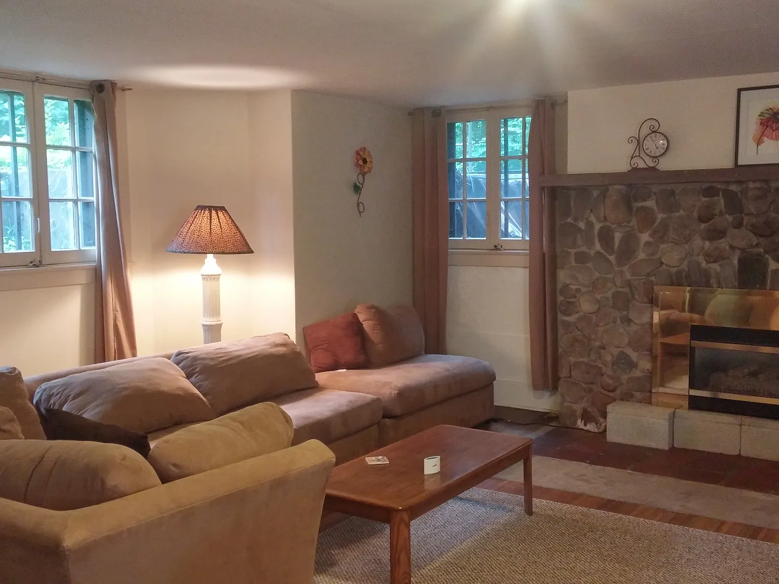 Studio, 752 sqft, $1,095 — Photo 4