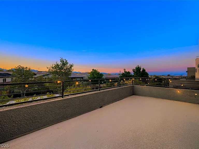 10334 Jade Gardens Dr — Photo 18