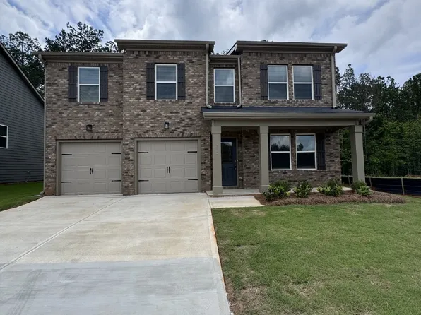 132 Garden Walk, West Point, GA 31833