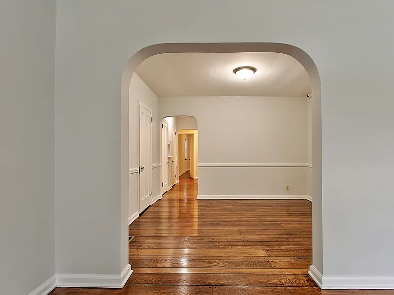 954 Ellison Ave #2 — Photo 3