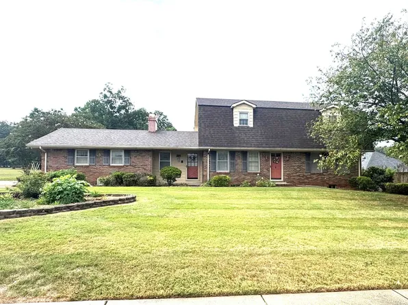 2208 Gusmus Ave, Muscle Shoals, AL 35661