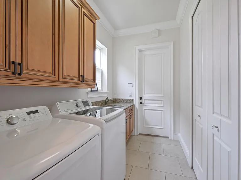 2907 Coco Lakes Dr — Photo 12