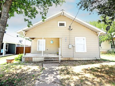 508 Orchard St, Bowie, TX, 76230