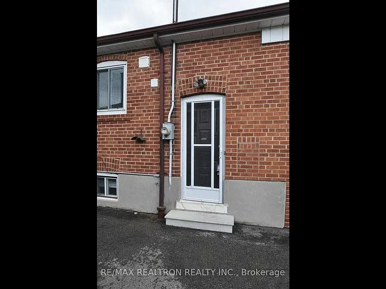 17 Crosland Dr #BASEMENT — Photo 3