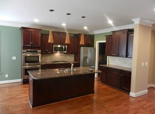 4049 Enfield Ridge Dr, Cary, NC 27519