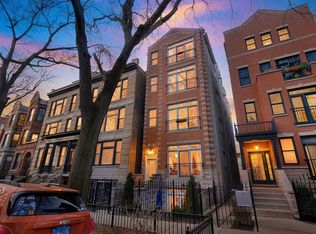 724 W Briar Pl APT 1, Chicago, IL 60657