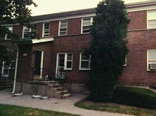 240 Glenbrook Rd APT 33C, Stamford, CT 06906