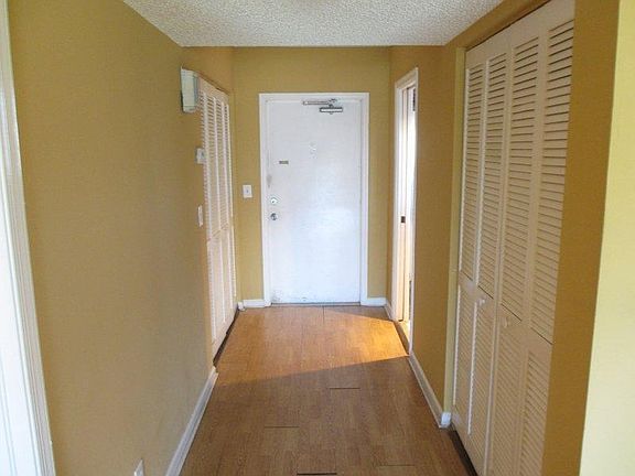 5th image of 5981 Via Vermilya APT 203A