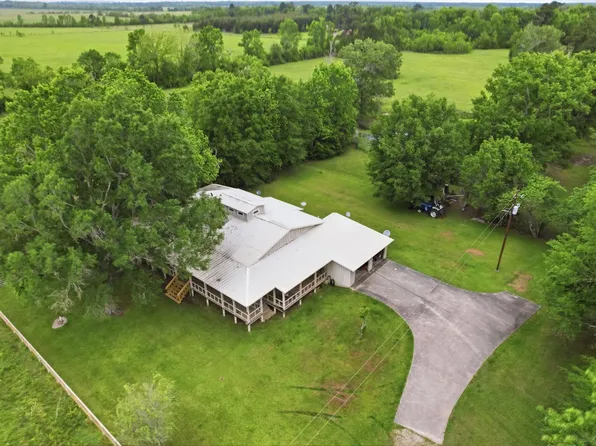 1992 Highway 105 E, Liberty, TX 77575