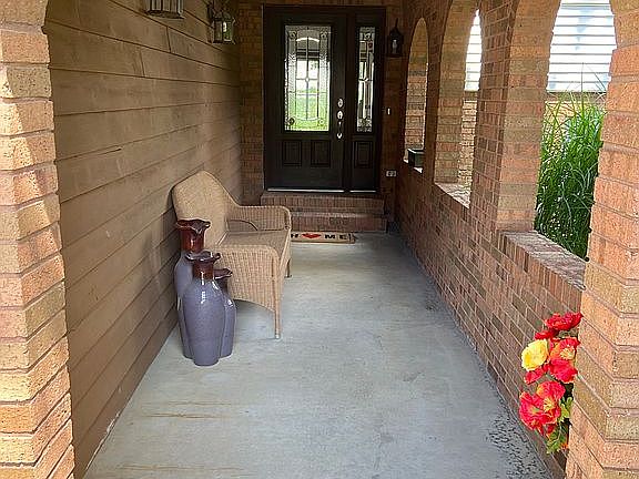 2nd image of 1219 Kim Dr