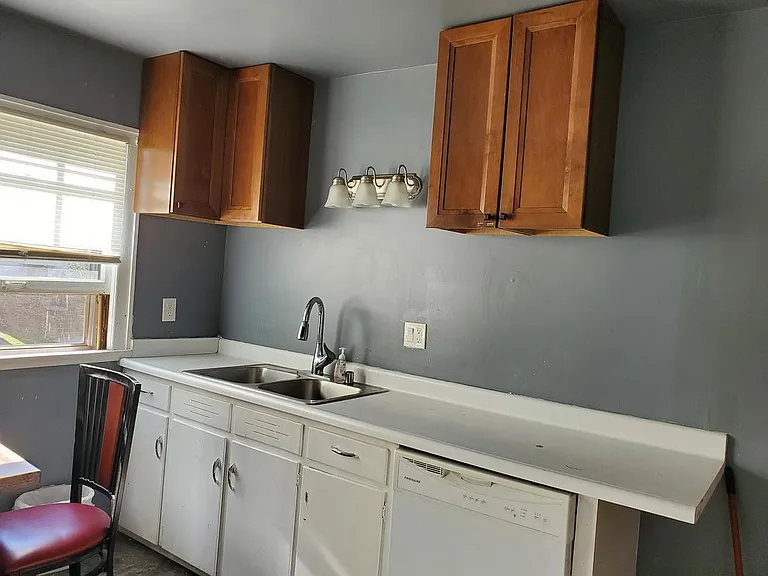 930 Emerald St #2A — Photo 23