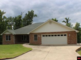 105 Walnut Ave, Bull Shoals, AR 72619