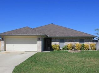 219 Timber Ridge Dr, Nolanville, TX 76559