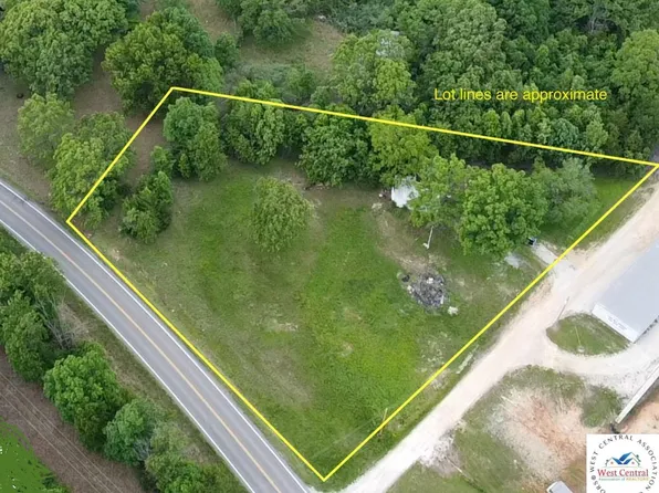 65 Bowring Dr, Camdenton, MO 65020