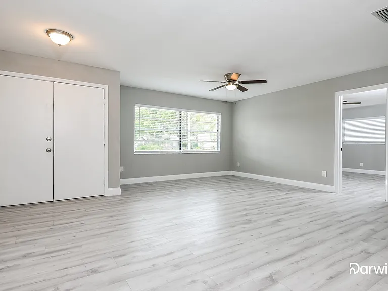 7045 Hammock Way — Photo 5