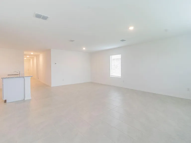 1122 Arborwood Dr — Photo 7