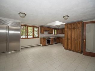 608 Main St, Stoneham, MA 02180