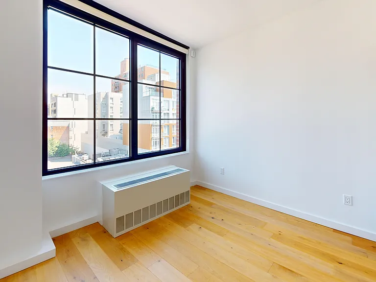 14474 Northern Blvd #7T — Photo 10