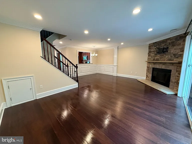 10 Devon Ct — Photo 14