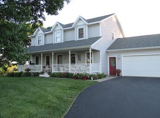 50953 Hilltop Ln, Eleva, WI 54738