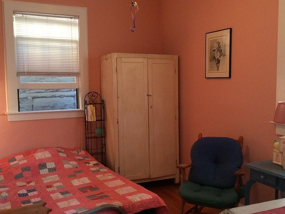 2nd image of 175 Beach 121st St #1R
