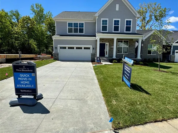 7687 Larchwood Dr, West Bloomfield, MI 48322