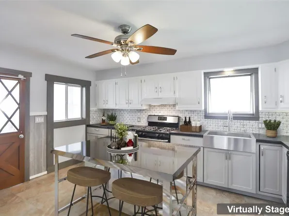 12 B St, Pen Argyl, PA 18072