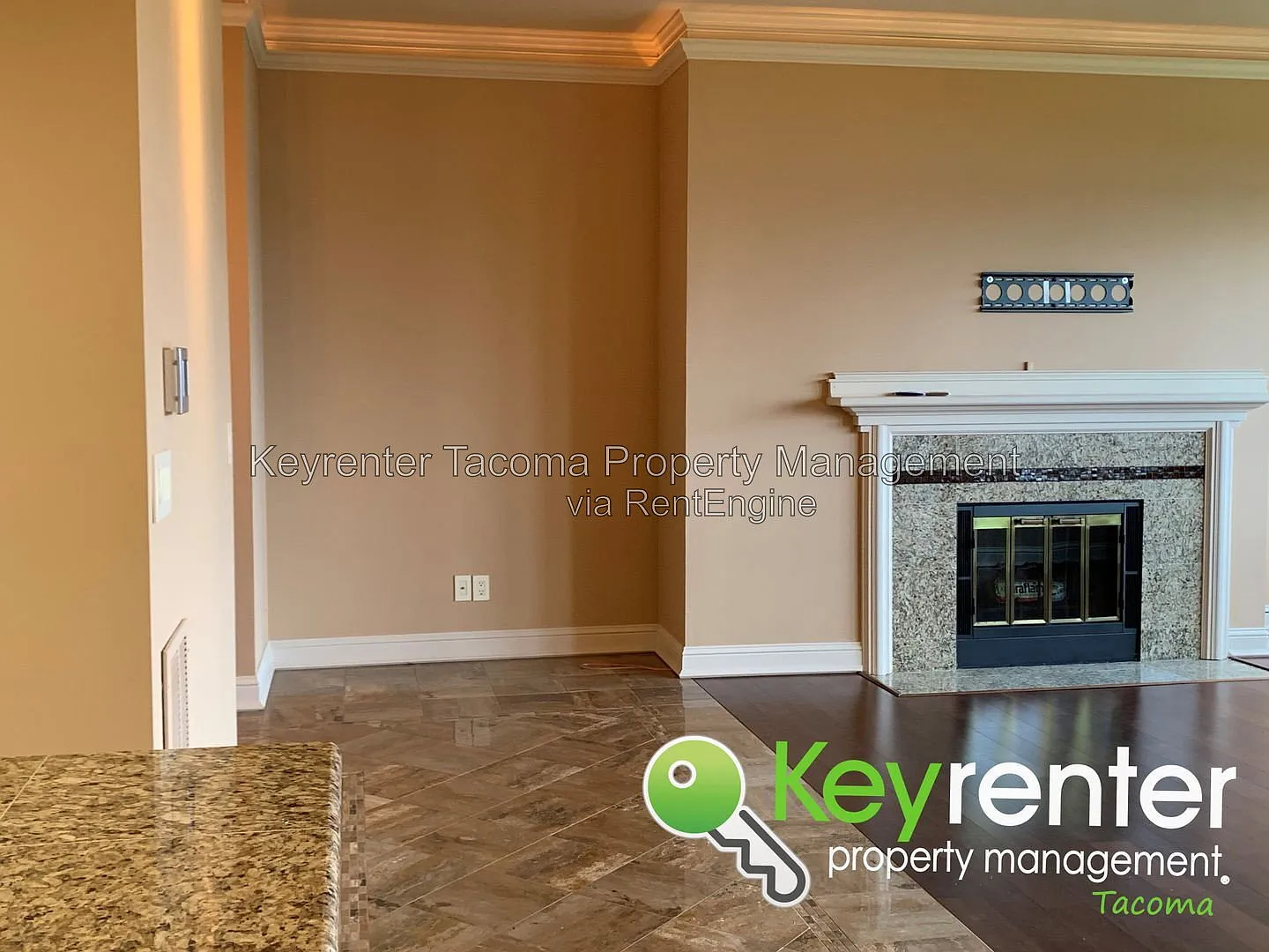 1 bed, 1.0 bath, 1010 sqft, $2,200 — Photo 2