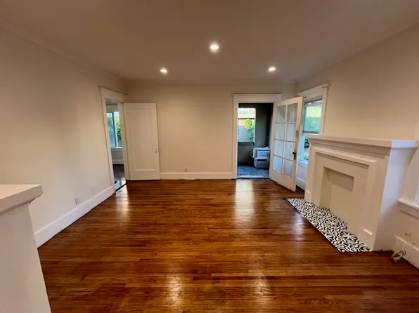 7212 Hawthorn Ave #7212, Los Angeles, CA 90046