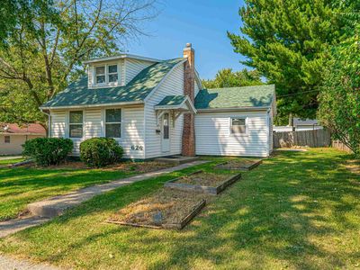 626 7th St, Lincoln, IL, 62656