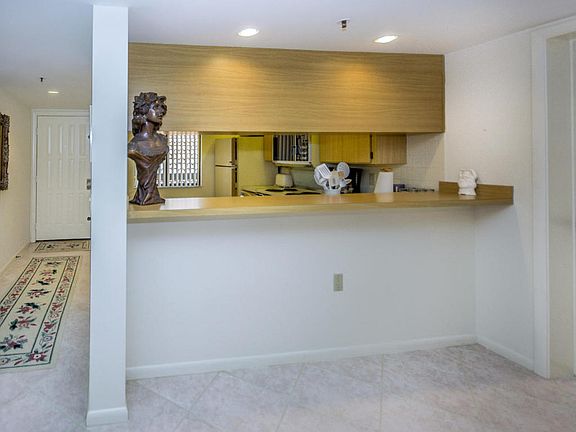 4th image of 401 Ocean Bluffs Blvd APT 204