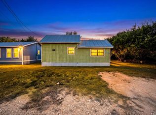 297 Chaparral Dr, Bandera, TX 78003