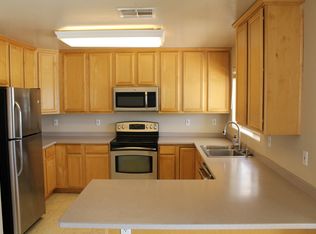 1429 E Glenhaven Dr, Phoenix, AZ 85048