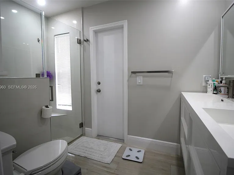 6486 Woodbury Rd — Photo 12