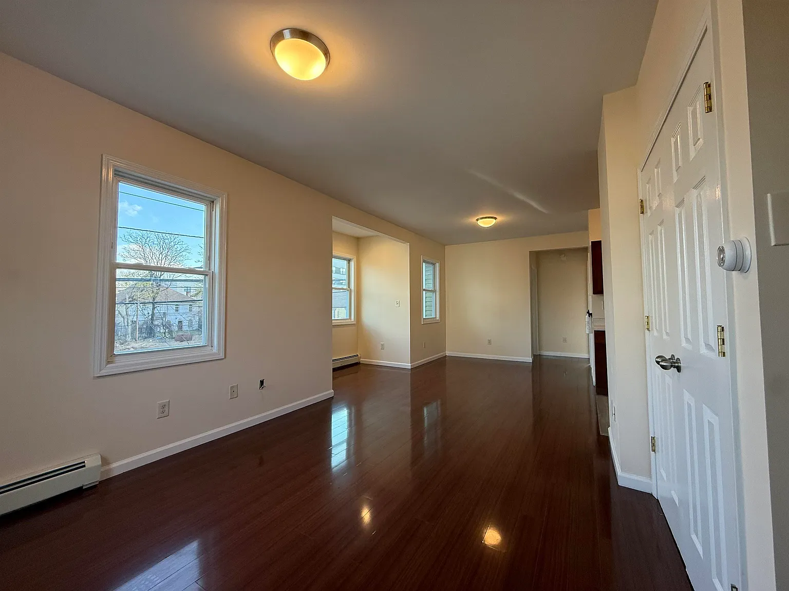 214 Hamilton Ave APT 2 photo 1