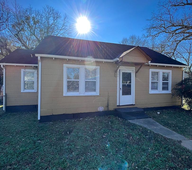 1st image of 504 Crescent Ave