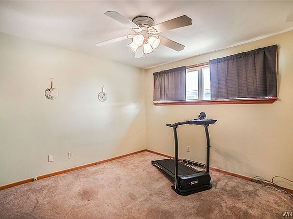 4th image of 115 Madaline Ln