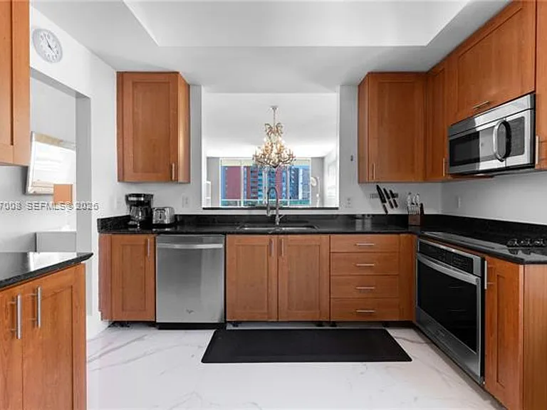 3340 NE 190th St #CU-909 — Photo 1