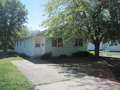 2nd image of 933 Gregg St